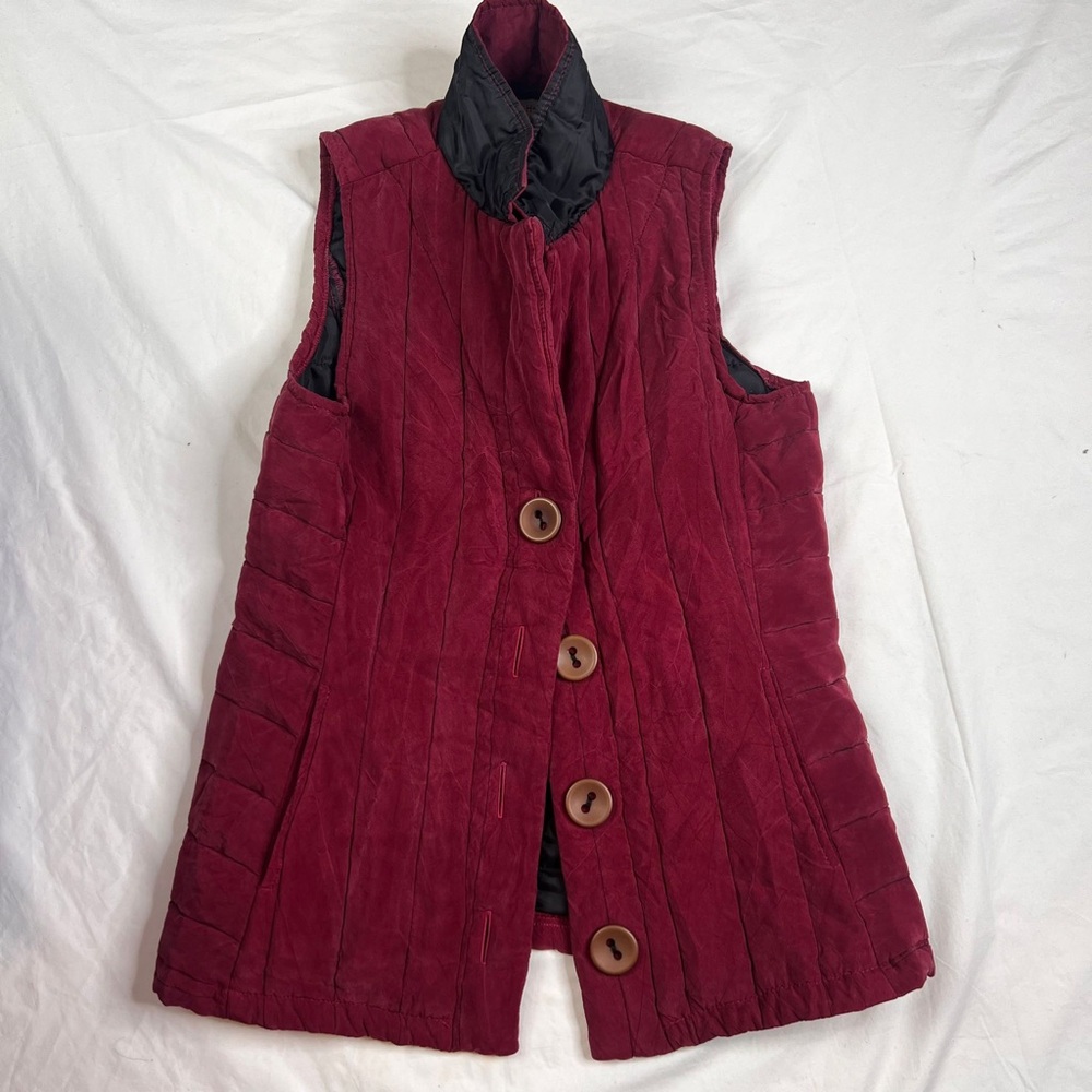 Habitat Red Corduroy Quilted Vest Size M Lagenlook Button Front Winter A040323